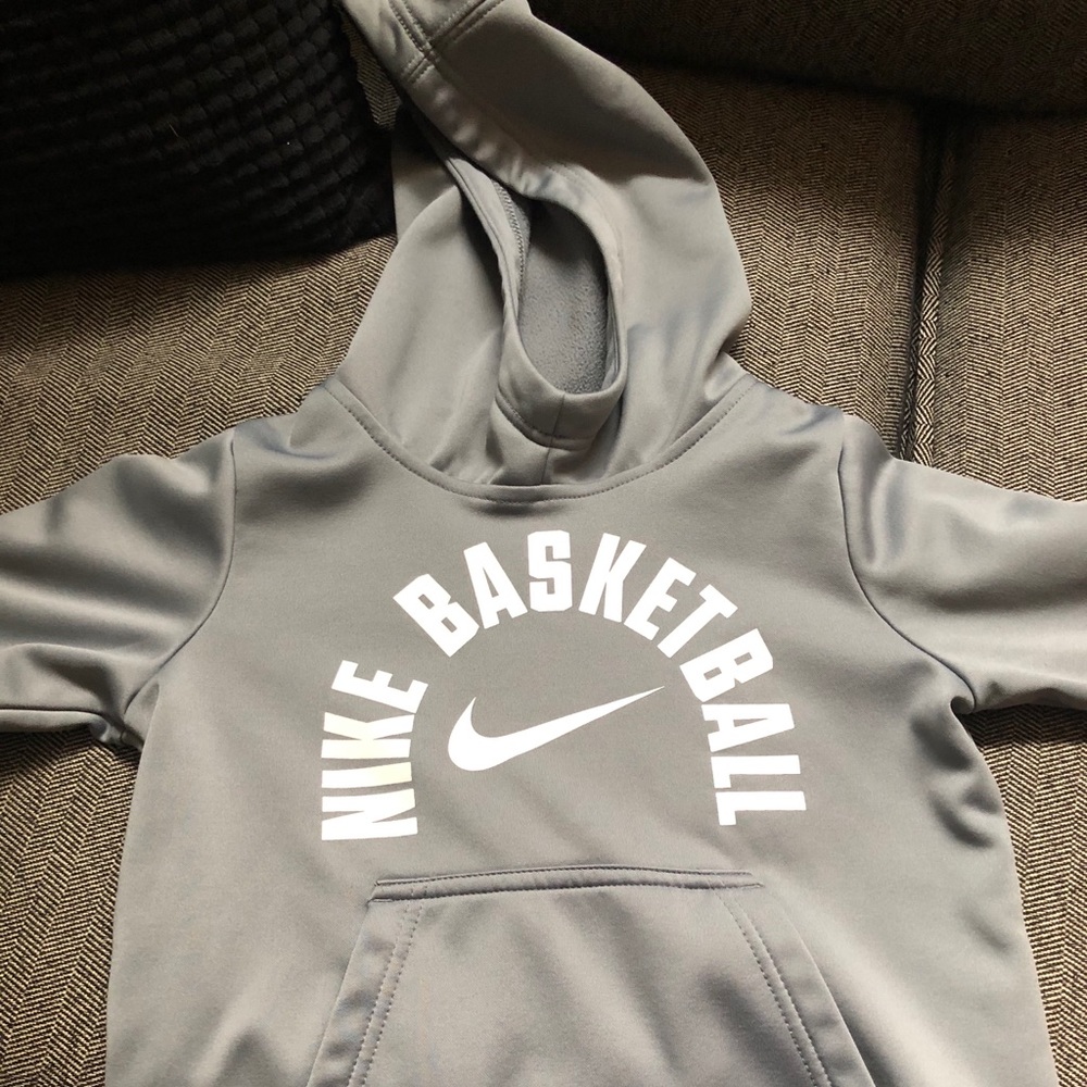 Excellent Condition Boys Nike Sweatshirt